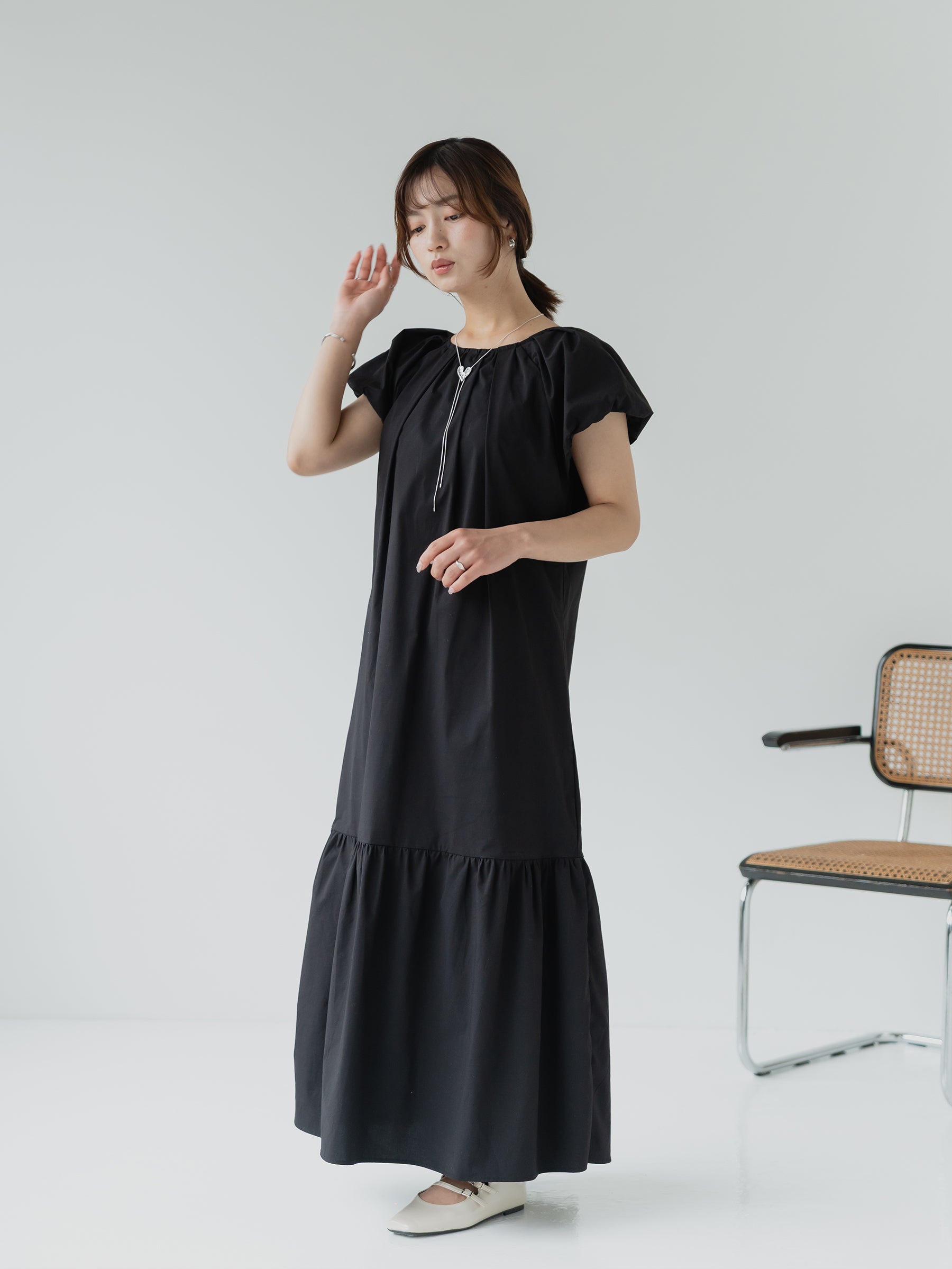 Back Ribbon Frill Sleeve Dress