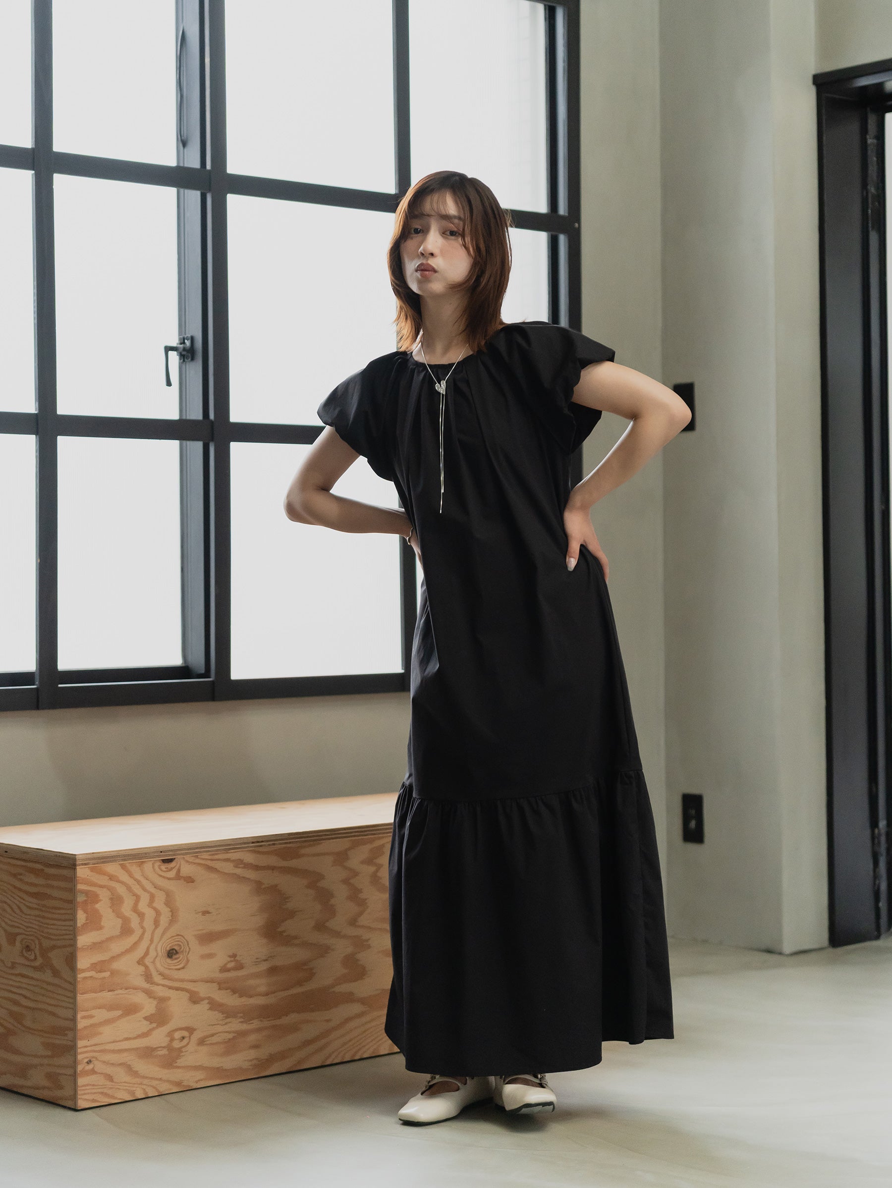 Back Ribbon Frill Sleeve Dress