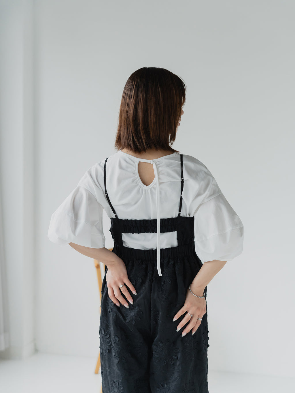Back Tie Balloon Sleeve Tee